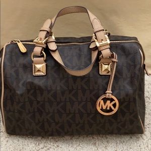 MICHAEL KORS DUFFEL